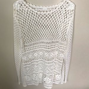 Large knit sweater/cover up.